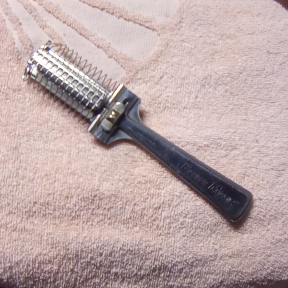 Vintage Barbers trim comb